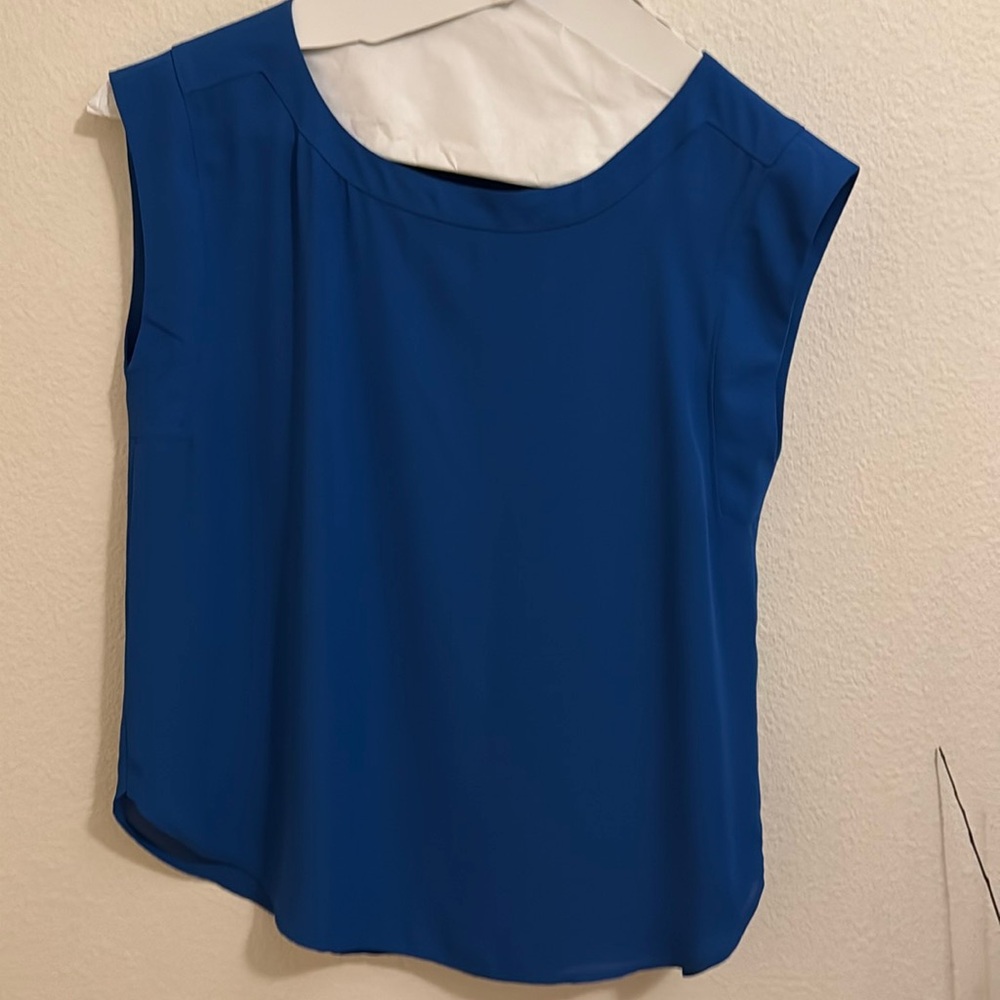 Ann Taylor elegant royal blue top  (NWT)!